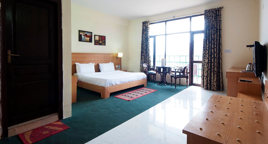 Fernhill Resort, Chail 2